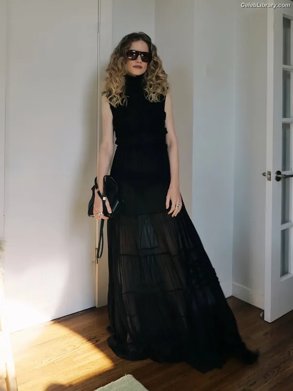 Willa Fitzgerald photo 23 of 177