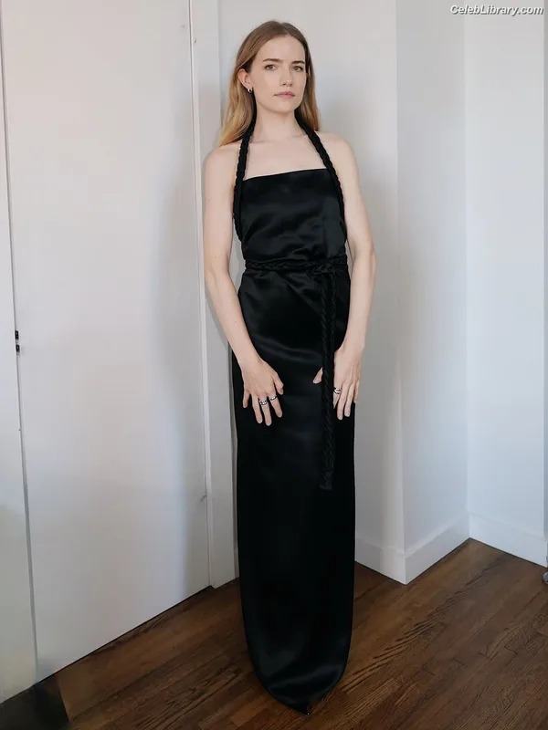 Willa Fitzgerald photo 3 of 177