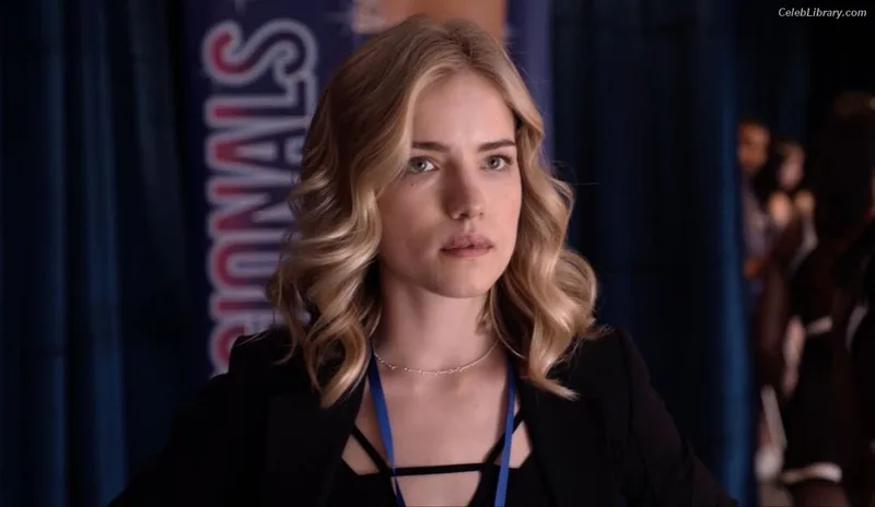Willa Fitzgerald photo 7 of 177