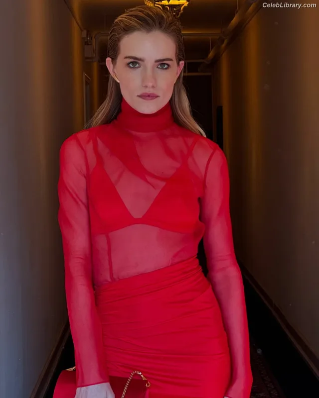 Willa Fitzgerald photo 6 of 177