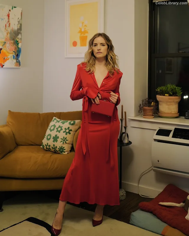 Willa Fitzgerald photo 10 of 177