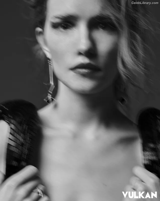 Willa Fitzgerald photo 20 of 177