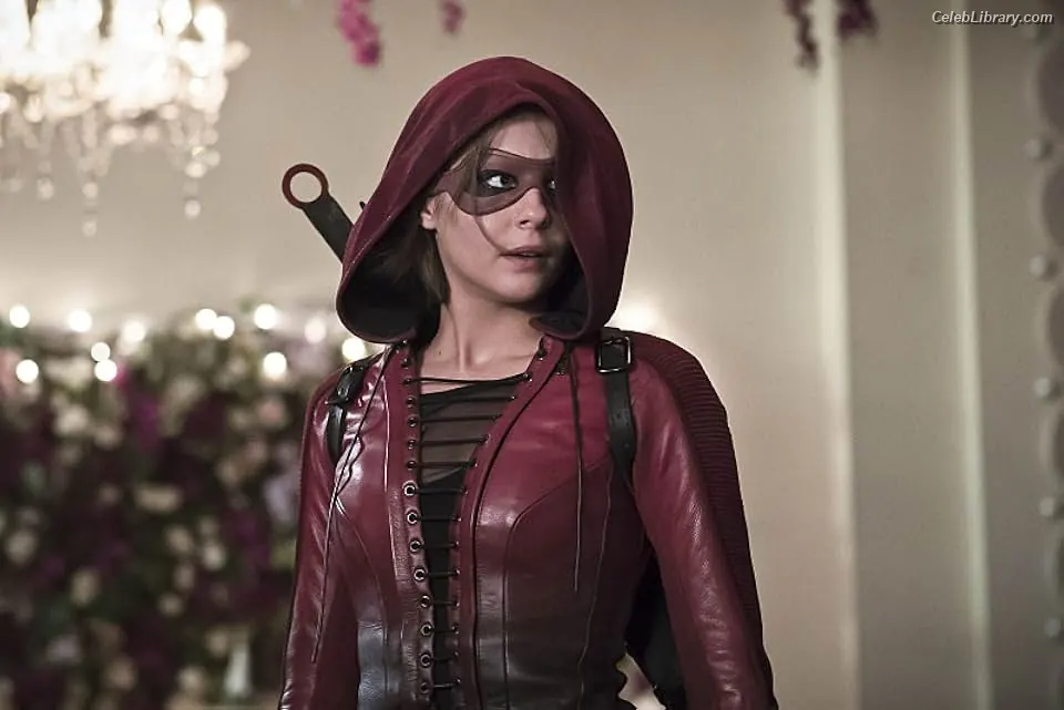 Willa Holland photo 18 of 175