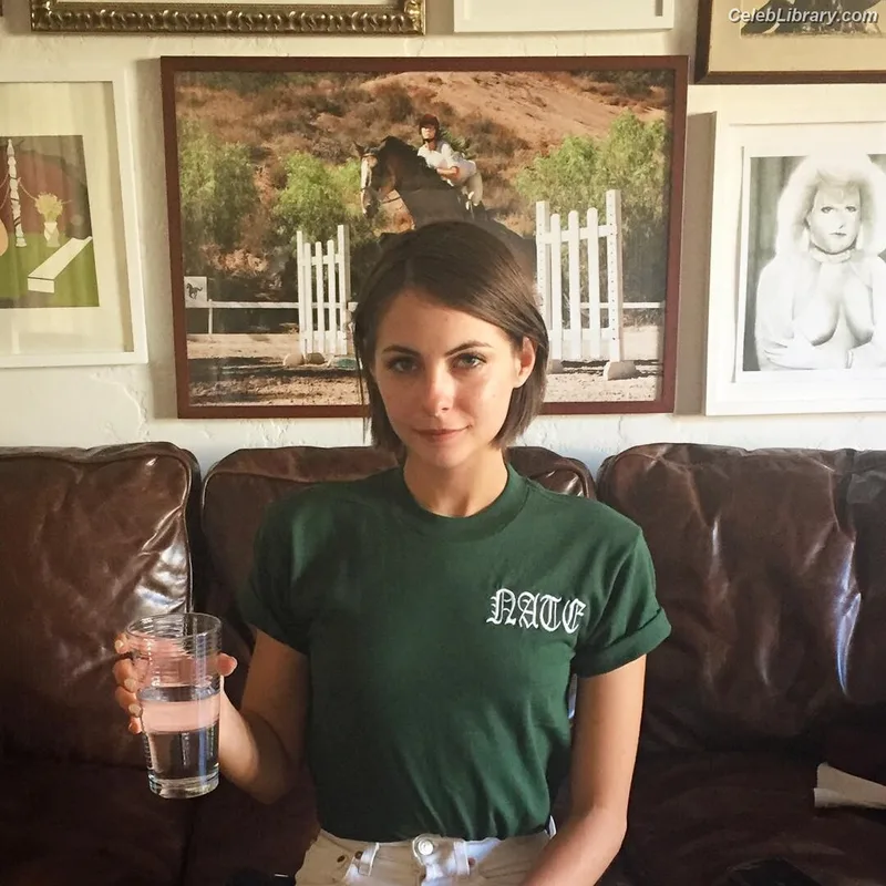 Willa Holland photo 6 of 175