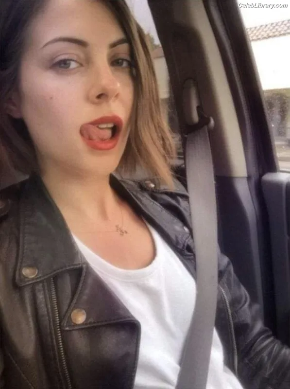 Willa Holland photo 6 of 175