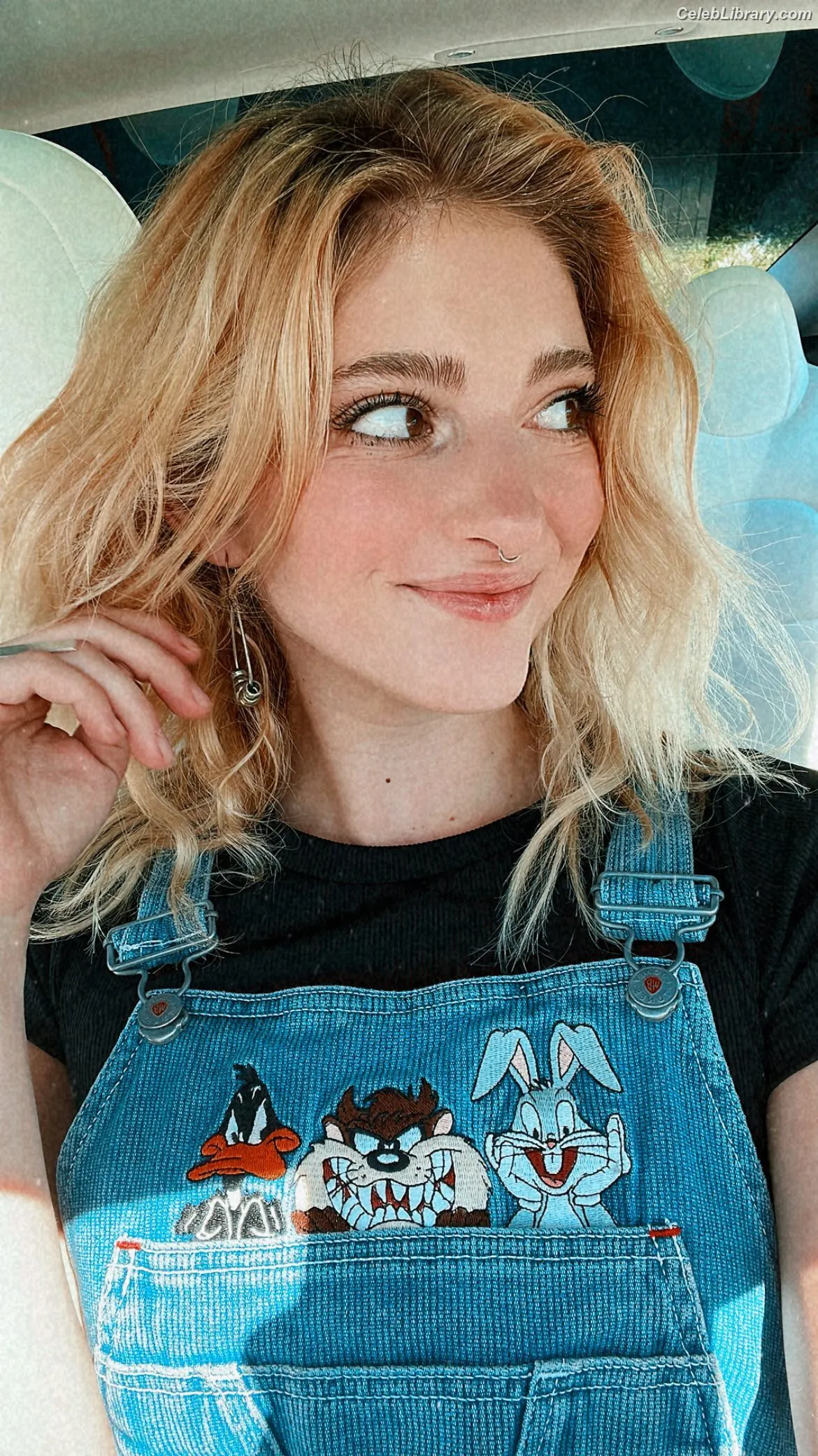 Willow shields photo 18 of 414