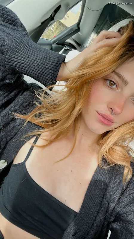 Willow shields photo 14 of 415