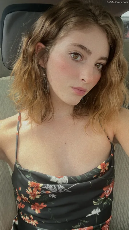 Willow shields photo 17 of 415