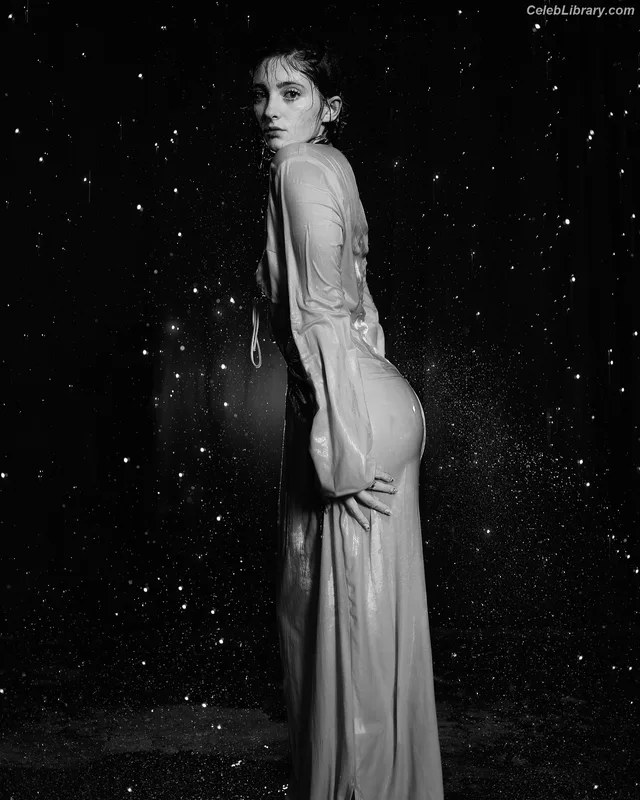 Willow shields photo 6 of 415