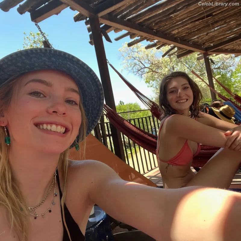 Willow shields photo 11 of 415