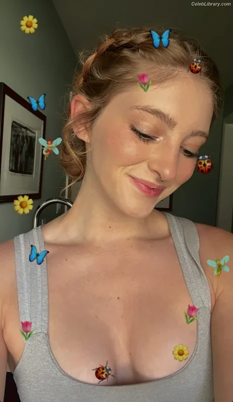 Willow shields photo 18 of 415