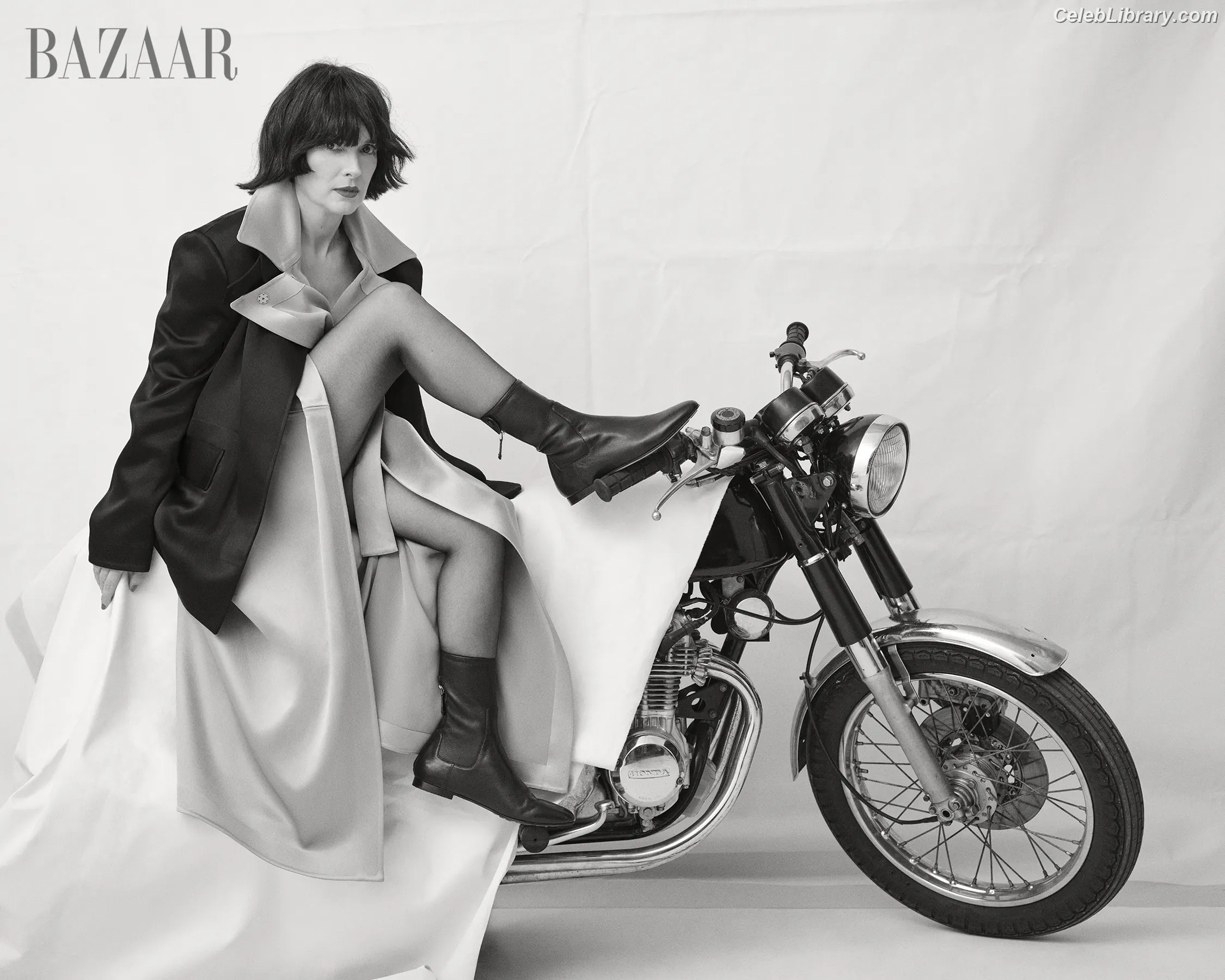Winona Ryder photo 21 of 161