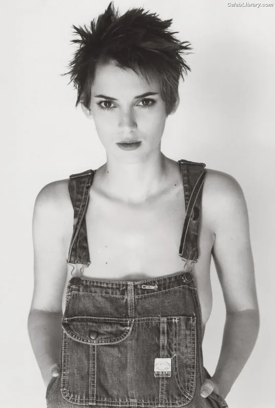 Winona Ryder photo 10 of 158