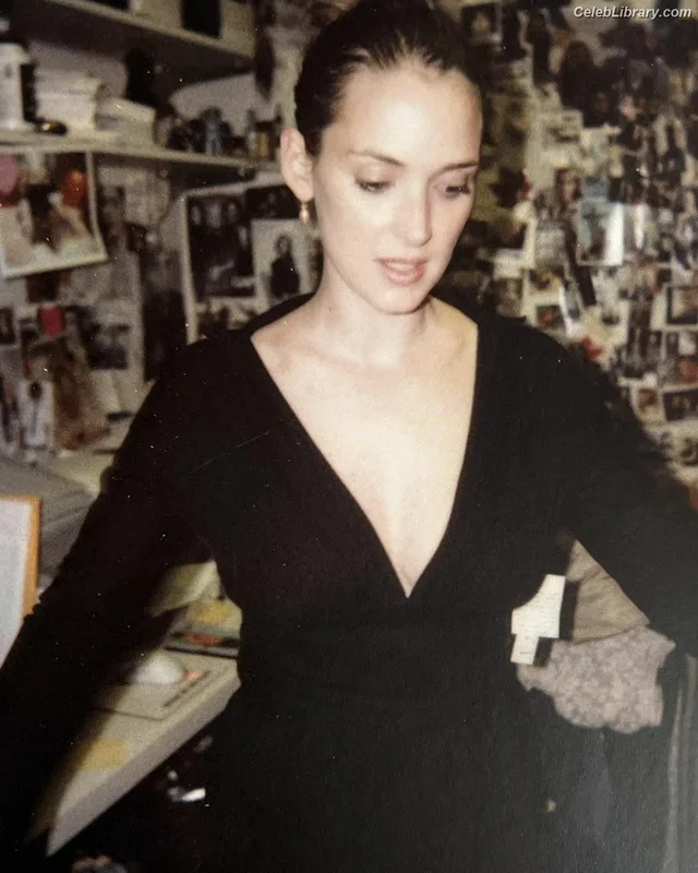 Winona Ryder photo 15 of 158