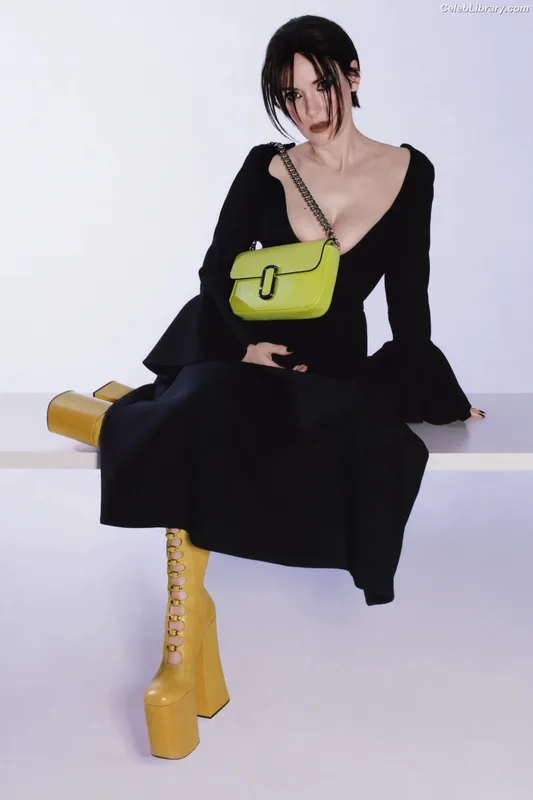 Winona Ryder photo 9 of 158