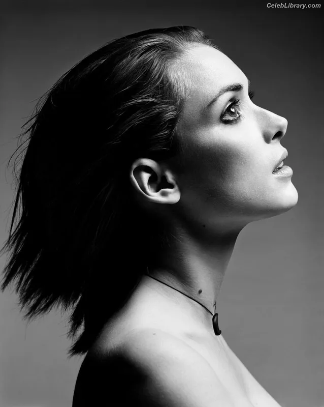 Winona Ryder photo 14 of 158