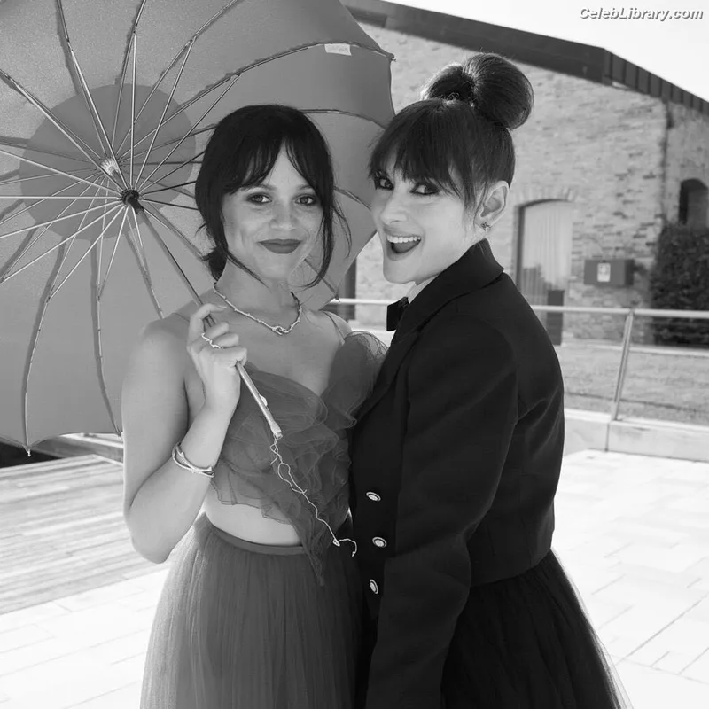 Winona Ryder photo 22 of 158
