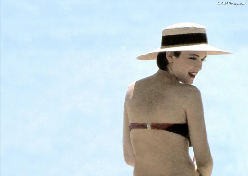 Winona Ryder photo 20 of 158