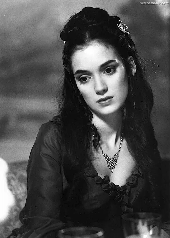 Winona Ryder photo 9 of 158