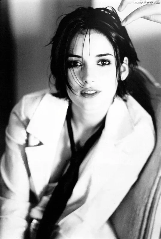 Winona Ryder photo 10 of 158
