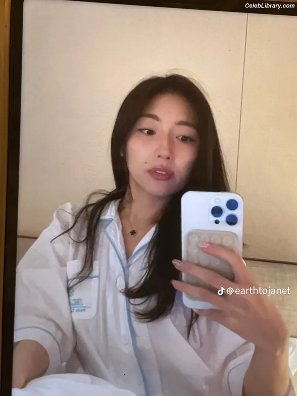 xChocobars photo 9 of 762