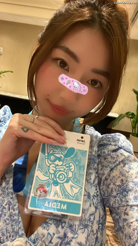 xChocobars photo 14 of 762