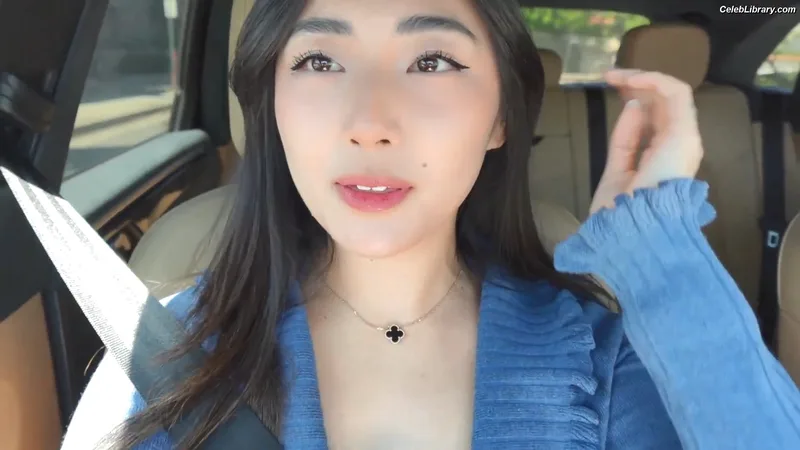 xChocobars photo 15 of 762