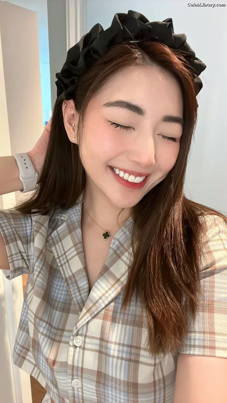 xChocobars photo 6 of 762
