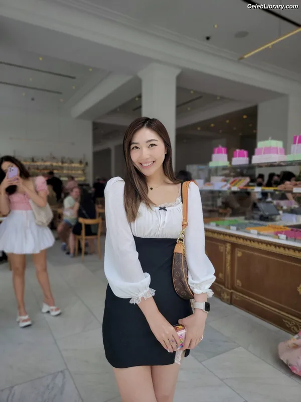 xChocobars photo 8 of 762