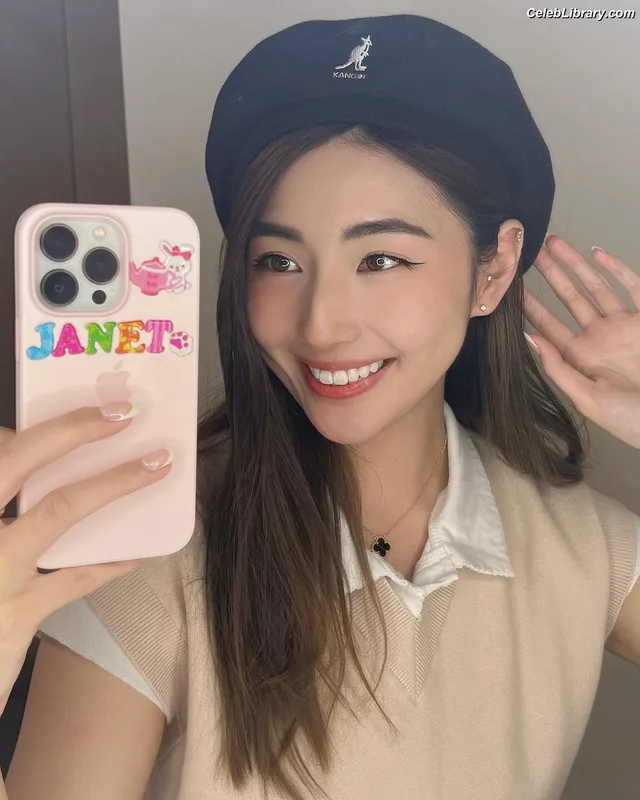 xChocobars photo 11 of 762