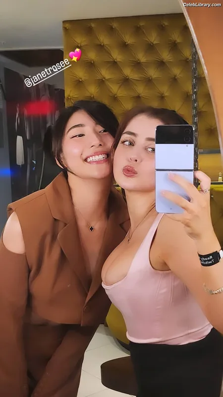 xChocobars photo 19 of 762