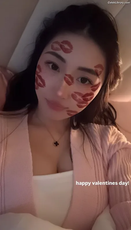 xChocobars photo 22 of 762