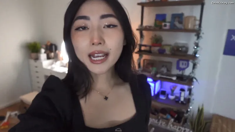 xChocobars photo 5 of 762