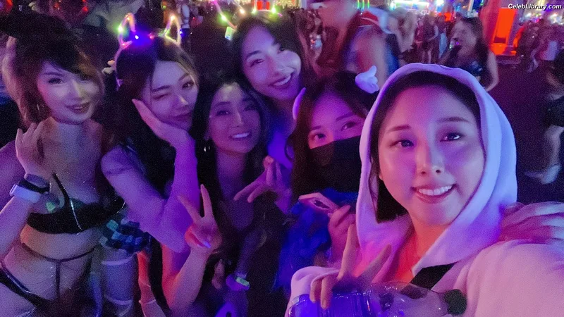 xChocobars photo 6 of 762