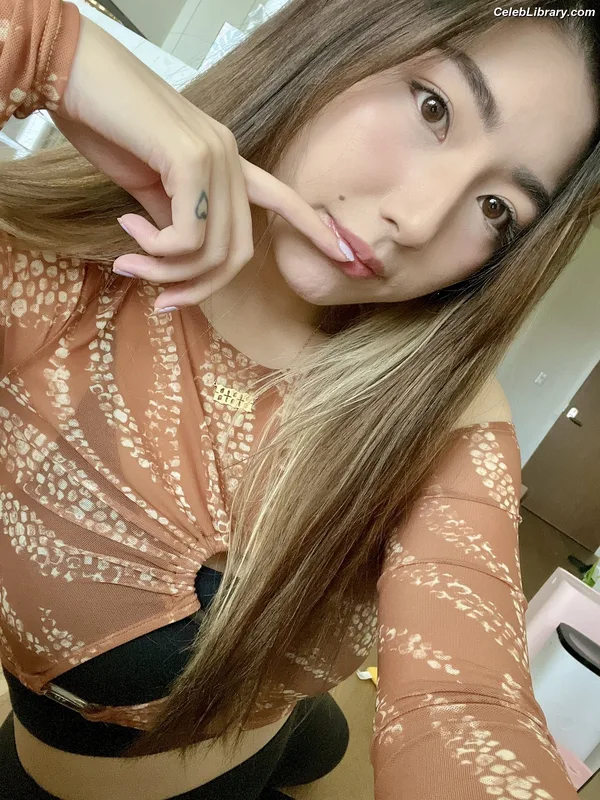 xChocobars photo 18 of 762