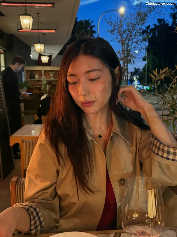 xChocobars photo 2 of 762