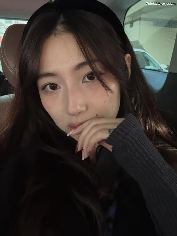 xChocobars photo 3 of 762