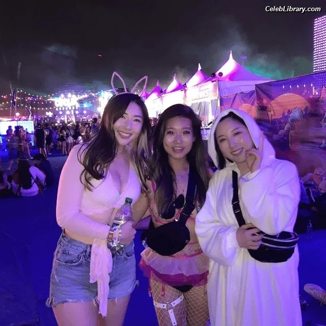 xChocobars photo 16 of 762