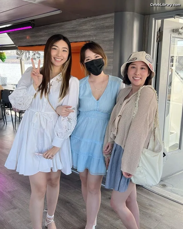 xChocobars photo 10 of 762