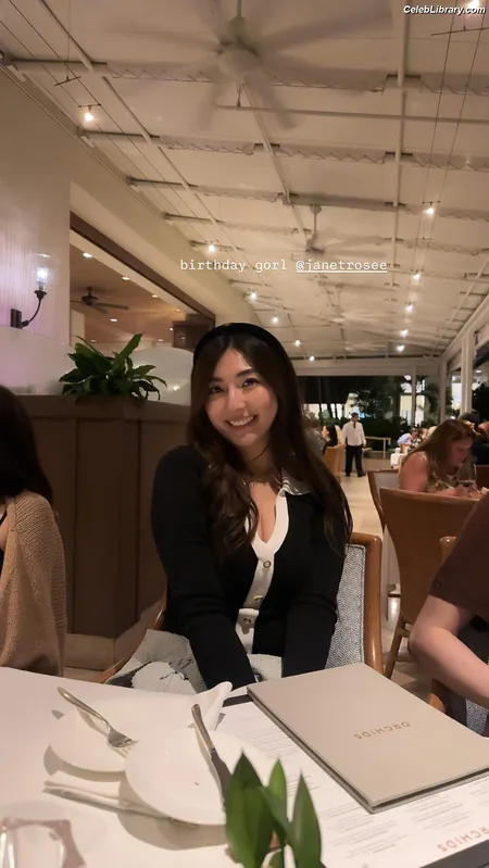 xChocobars photo 13 of 762