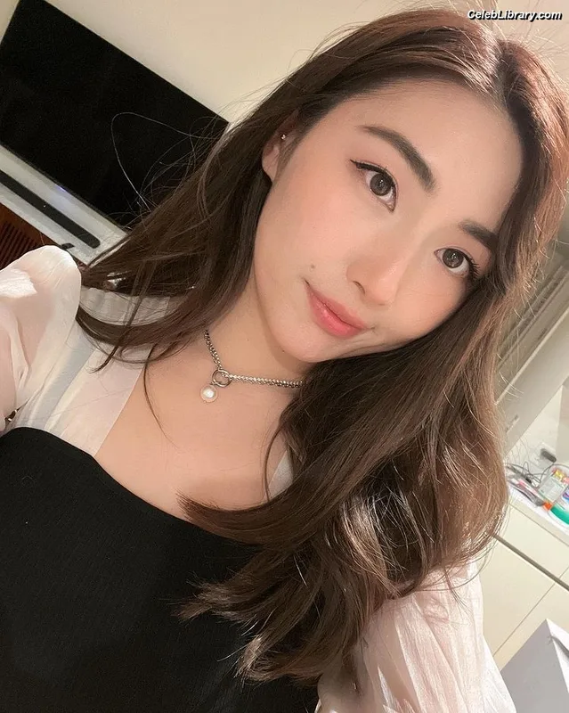 xChocobars photo 20 of 762