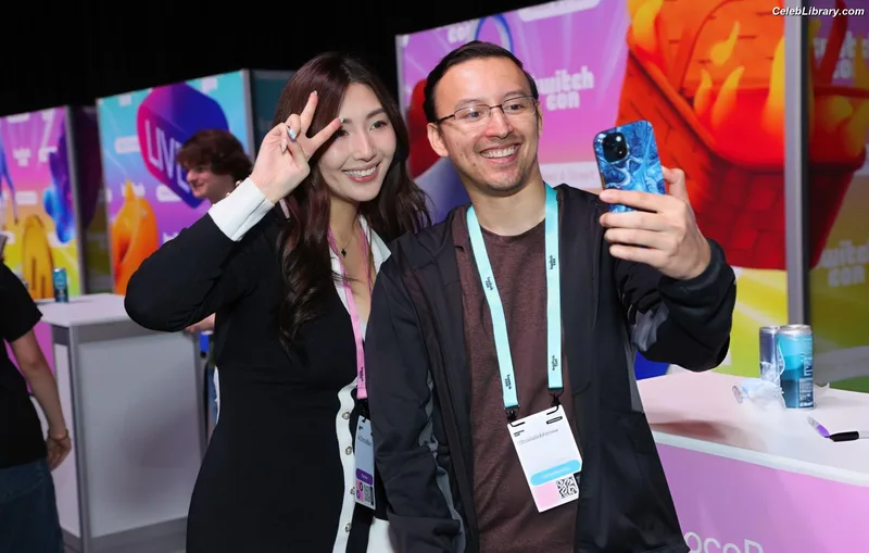 xChocobars photo 3 of 762