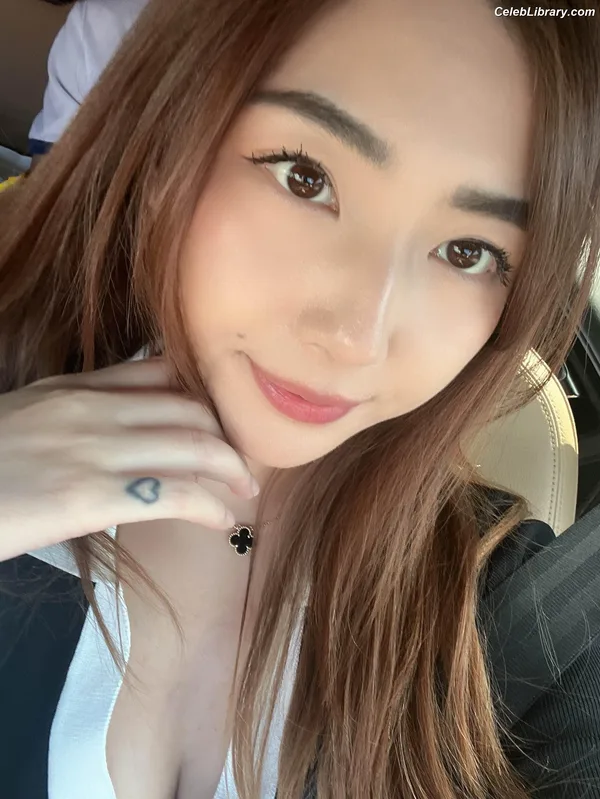 xChocobars photo 5 of 762