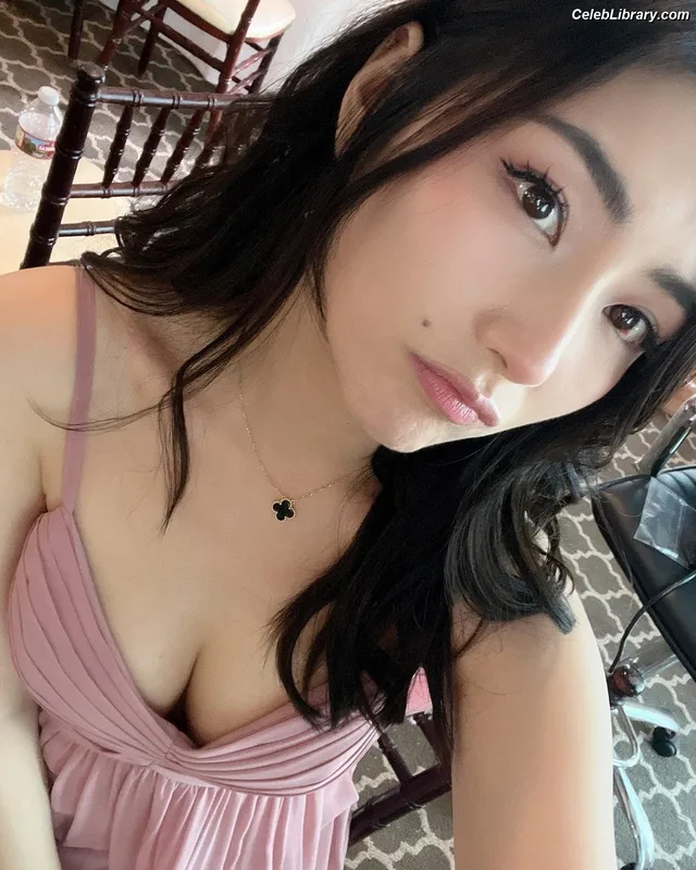 xChocobars photo 7 of 762