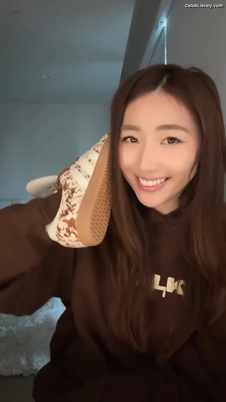 xChocobars photo 10 of 762