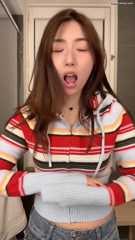 xChocobars photo 5 of 762