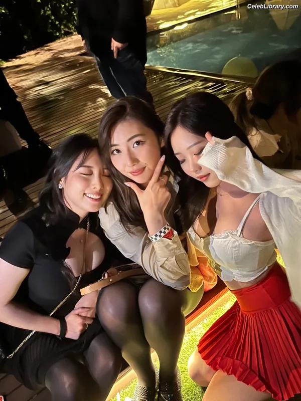 xChocobars photo 8 of 762
