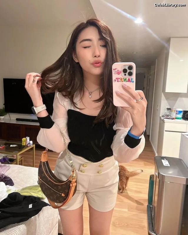 xChocobars photo 13 of 762