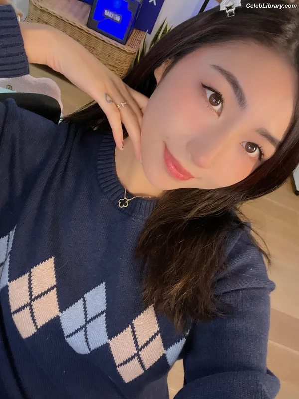 xChocobars photo 15 of 762