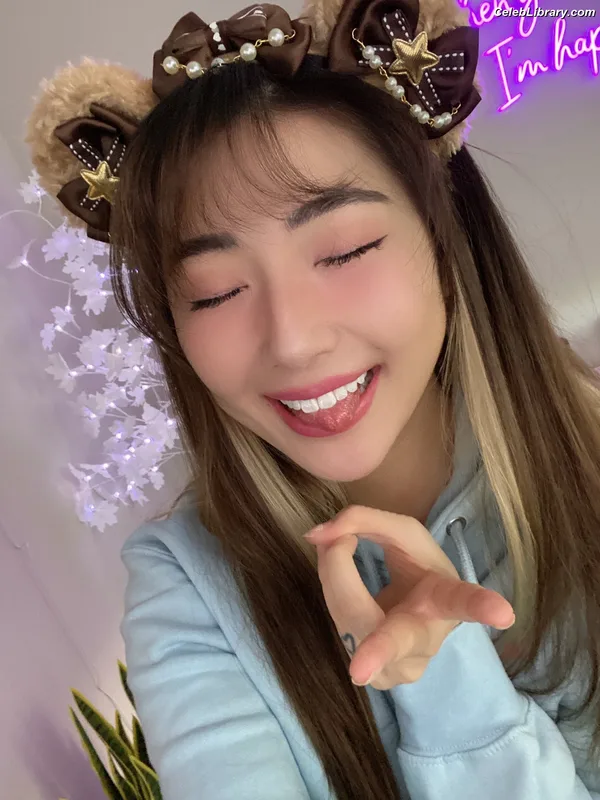 xChocobars photo 14 of 762